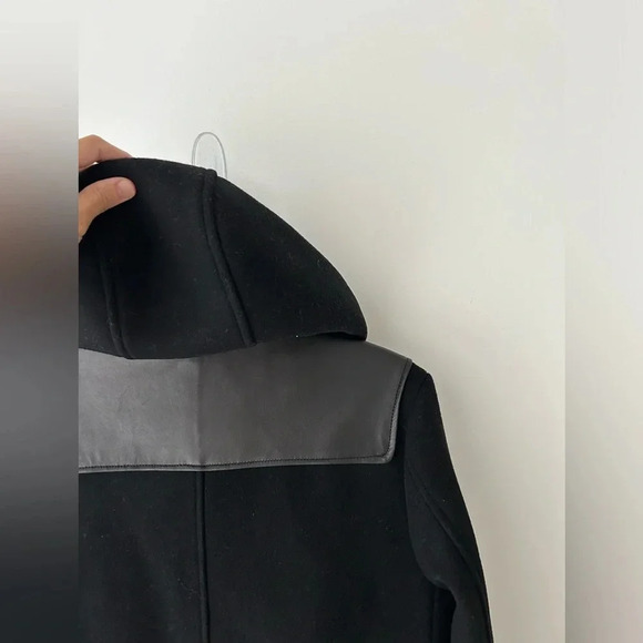 The Kooples BLACK DUFFLE COAT WITH LEATHER details - Picture 13 of 14